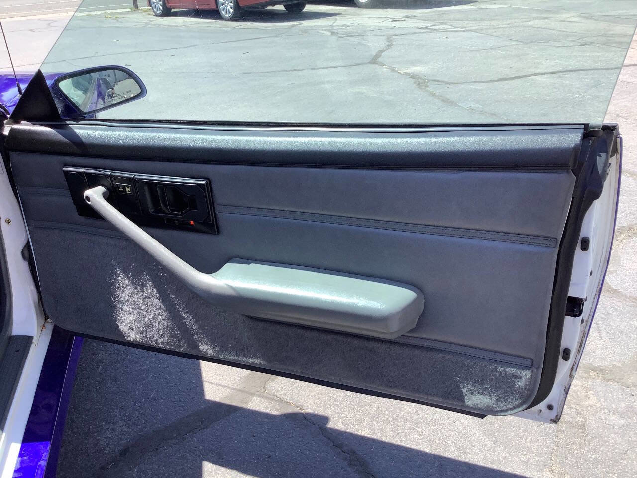 Used 1992 Chevrolet Camaro RS image 36