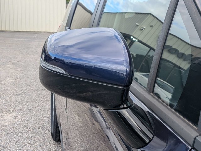 Used 2024 Kia Carnival LX FWD image 10