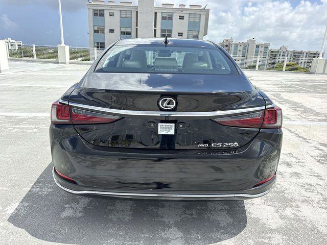 Certified 2024 Lexus ES 250 w/ Premium Package AWD/4WD image 24