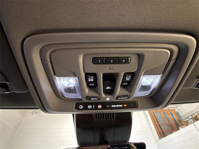 Certified 2025 GMC Sierra 3500 Denali w/ Denali Reserve Package image 22