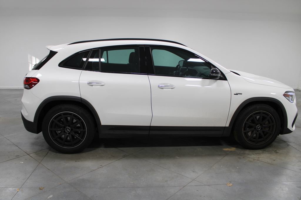 Used 2022 Mercedes-Benz GLA 35 AMG 4MATIC image 11