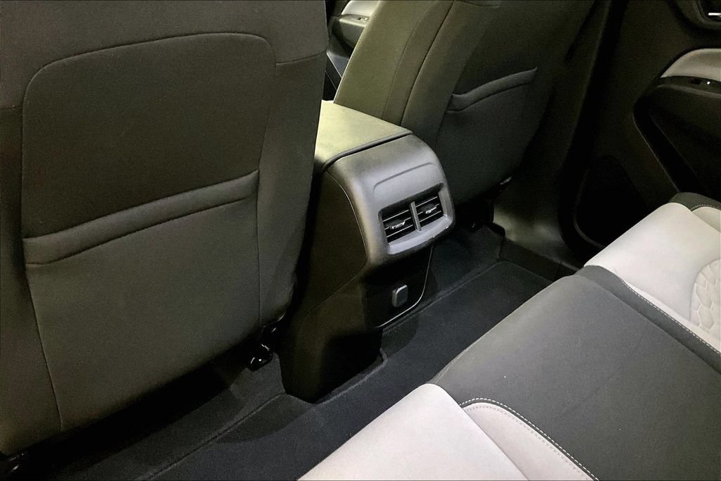 Used 2018 Chevrolet Equinox LT AWD/4WD image 10
