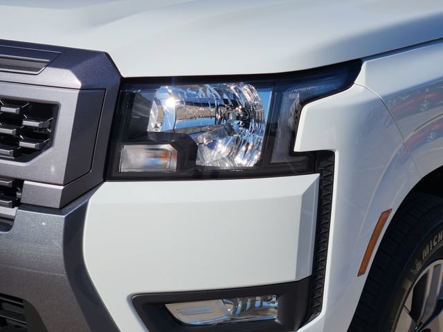 Used 2025 Nissan Frontier SV w/ SV Convenience Package RWD image 16