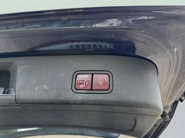 Used 2014 Mercedes-Benz GL 450 4MATIC image 56