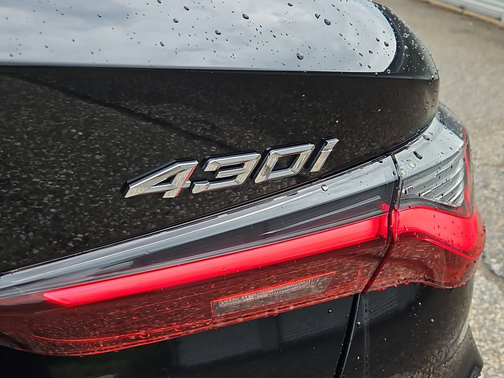 Used 2022 BMW 430i xDrive Convertible w/ M Sport Package AWD/4WD image 12