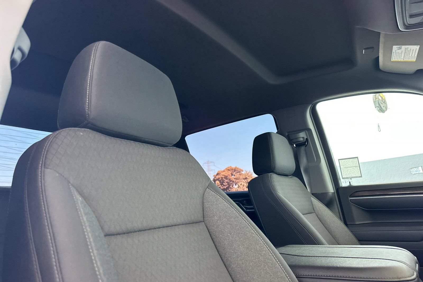 Used 2025 Chevrolet Silverado 1500 LT Trail Boss w/ LPO, Dark Essentials Package AWD/4WD image 20