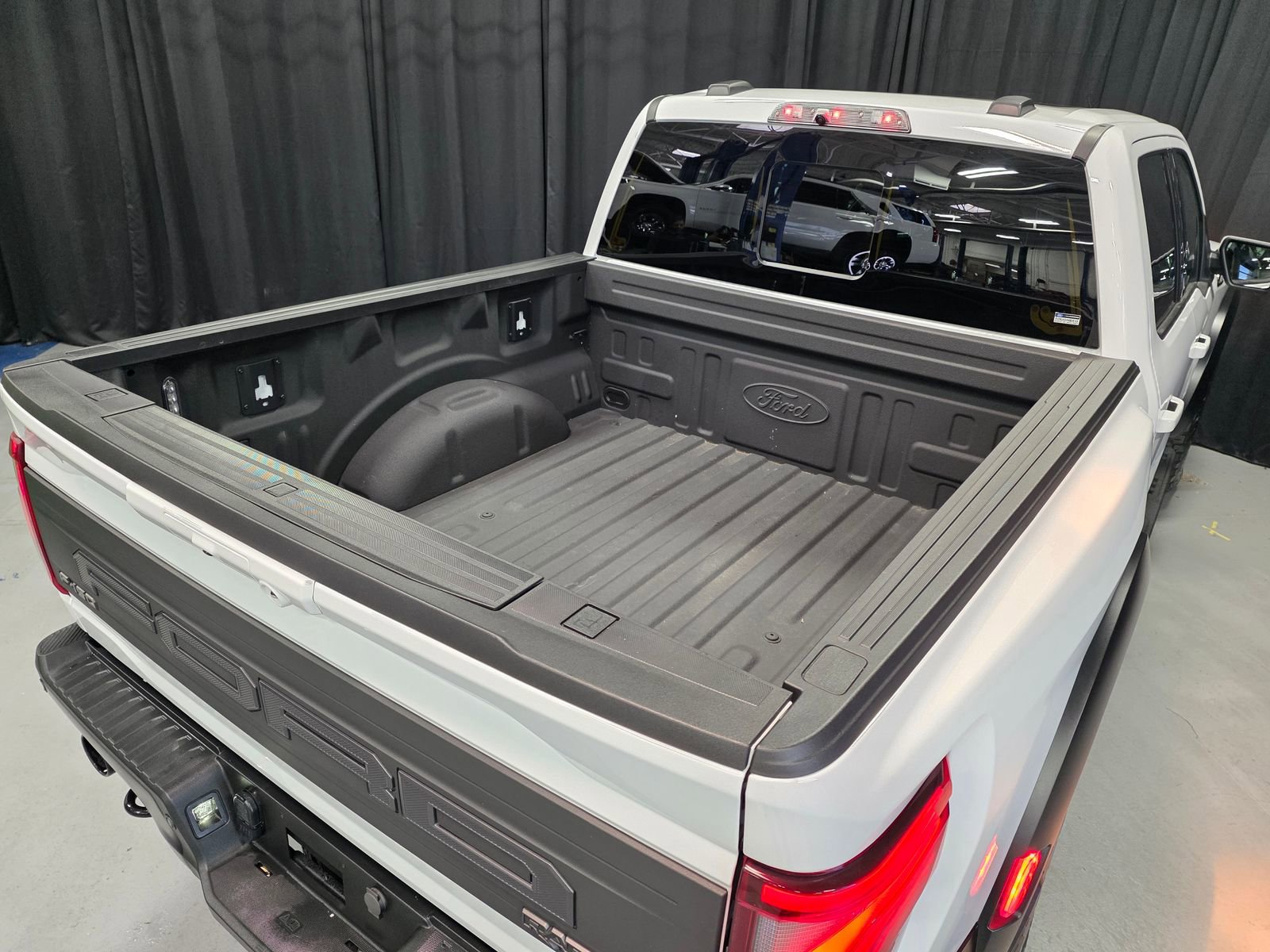 Used 2024 Ford F150 Raptor AWD/4WD image 23