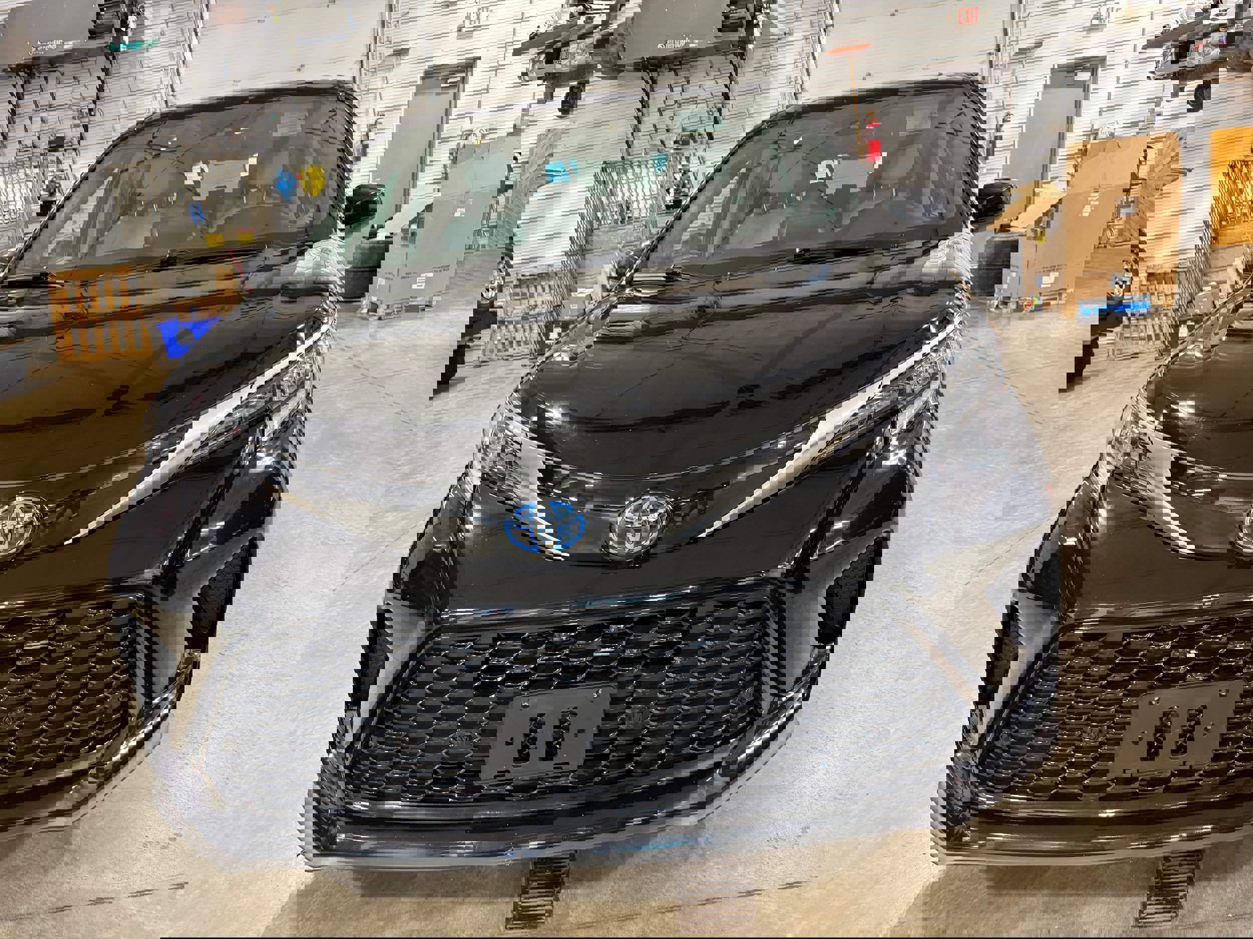 Used 2022 Toyota Sienna XSE w/ XSE Plus Package image 37