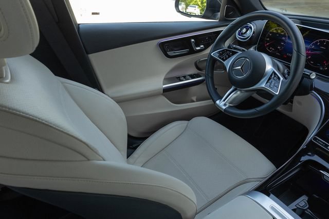 Certified 2025 Mercedes-Benz C 300 4MATIC Sedan image 23