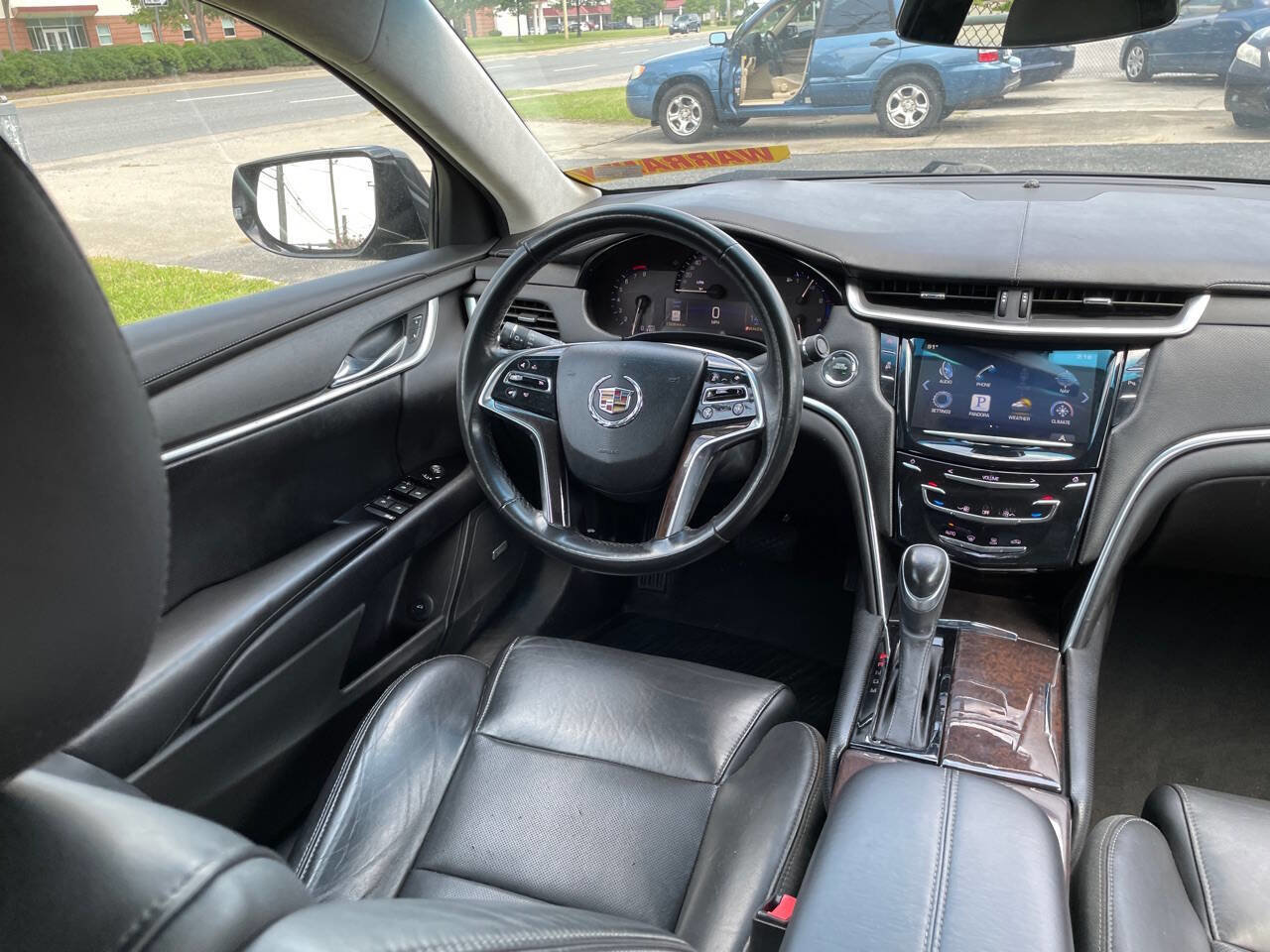 Used 2014 Cadillac XTS w/ Rear Seat Comfort Package image 33