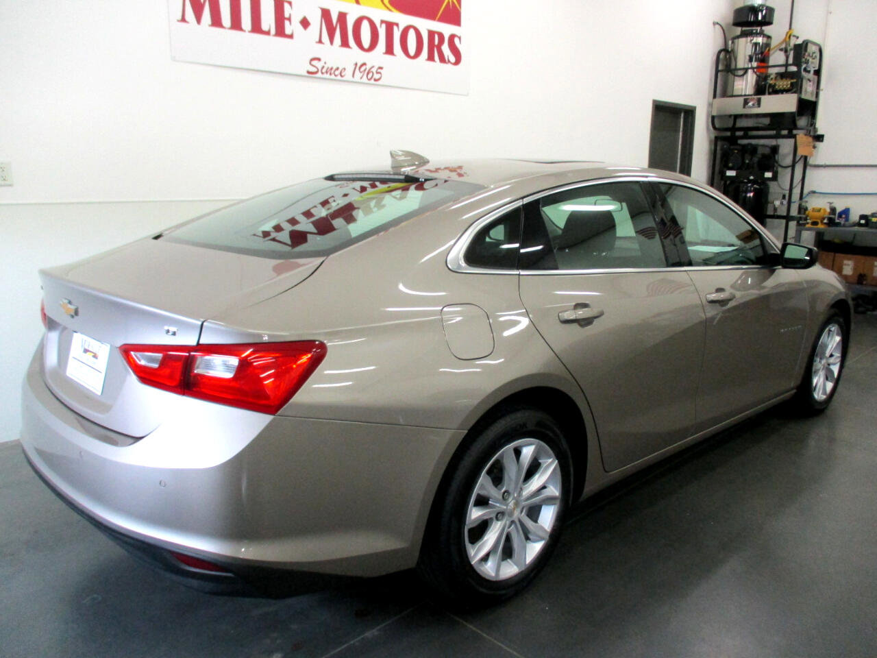 Used 2024 Chevrolet Malibu LT image 7