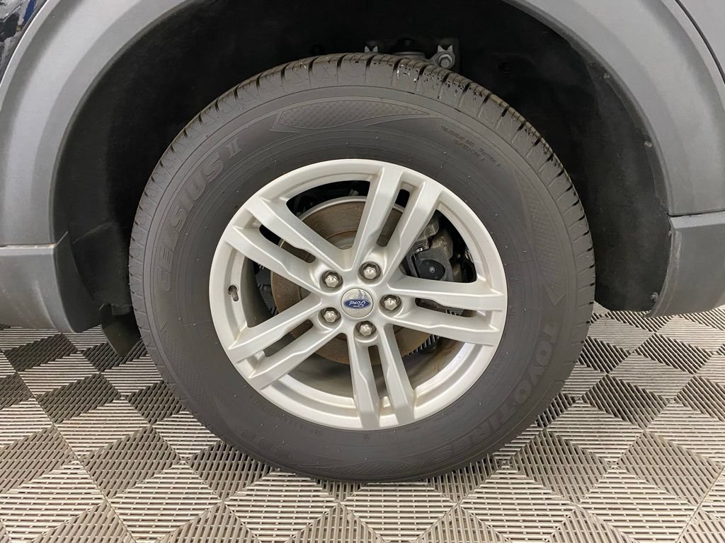 Used 2022 Ford Explorer XLT AWD/4WD image 8