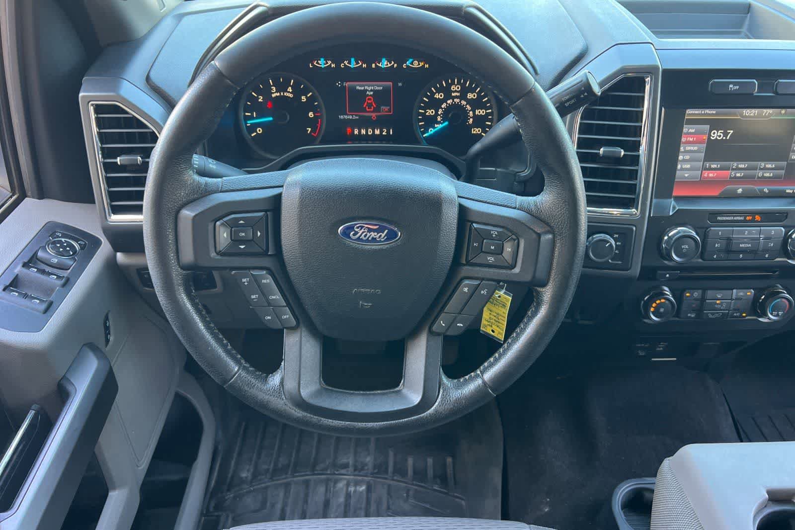 Used 2015 Ford F150 XLT w/ Equipment Group 302A Luxury AWD/4WD image 16