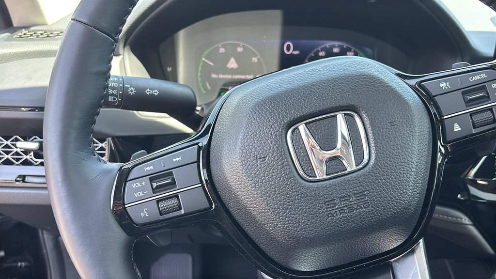 Used 2025 Honda Accord Touring image 17