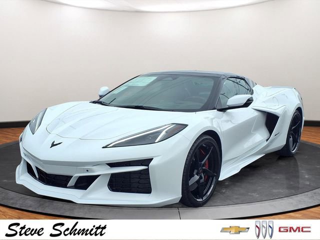 New 2026 Chevrolet Corvette E-Ray AWD/4WD video 1