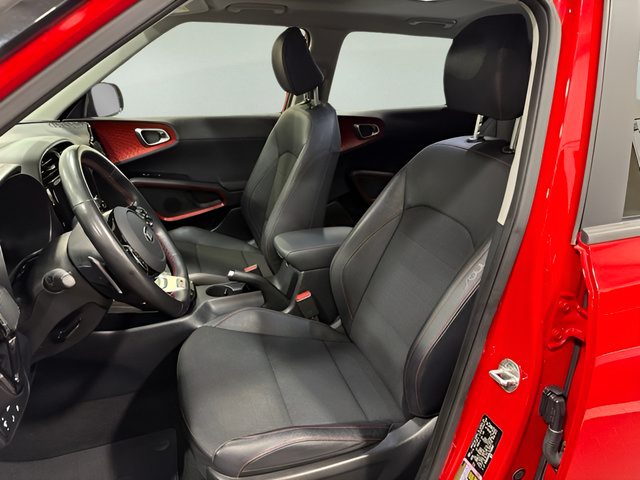Used 2020 Kia Soul GT-Line Turbo FWD image 12
