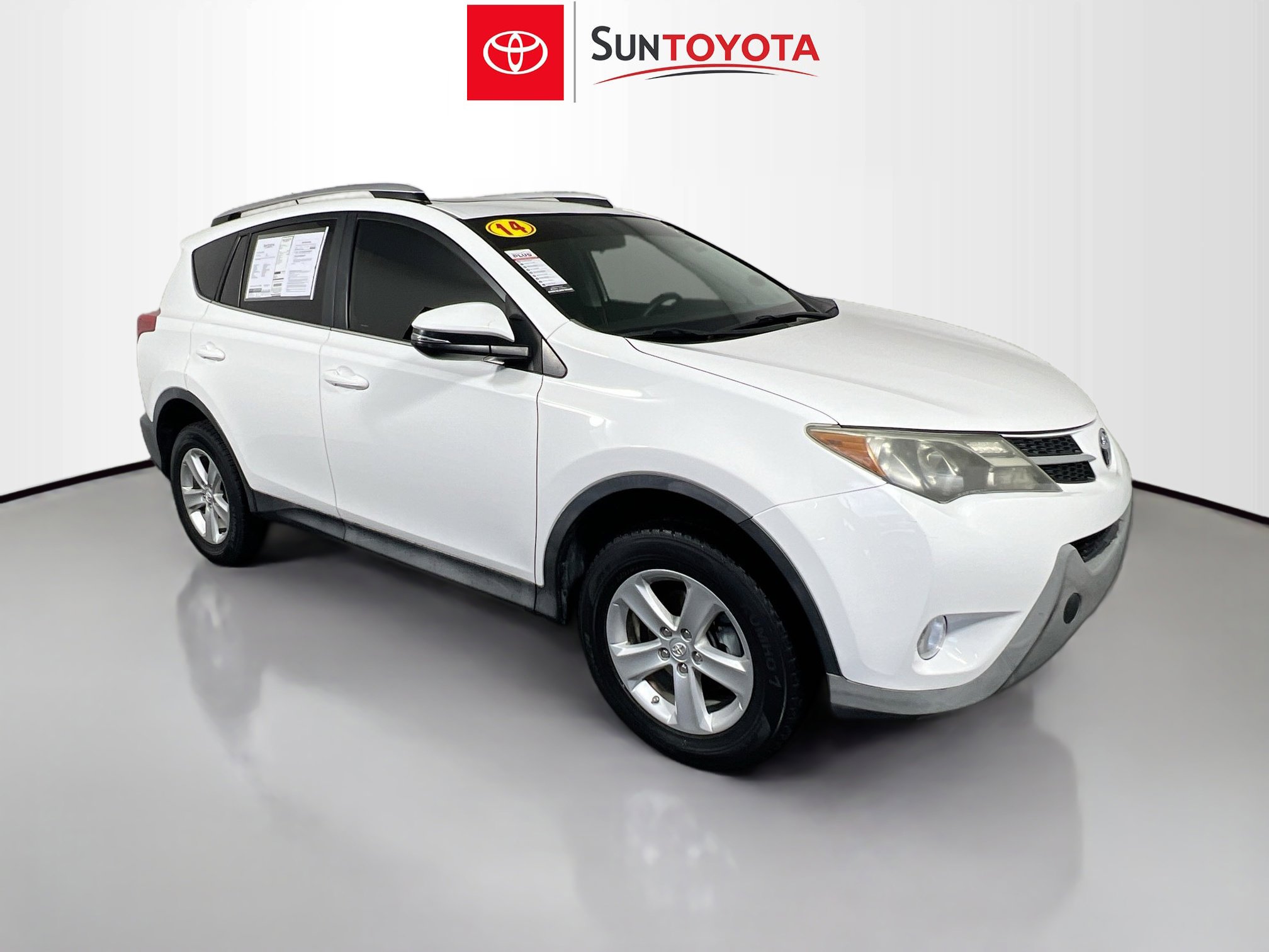 Used 2014 Toyota RAV4 XLE image 1