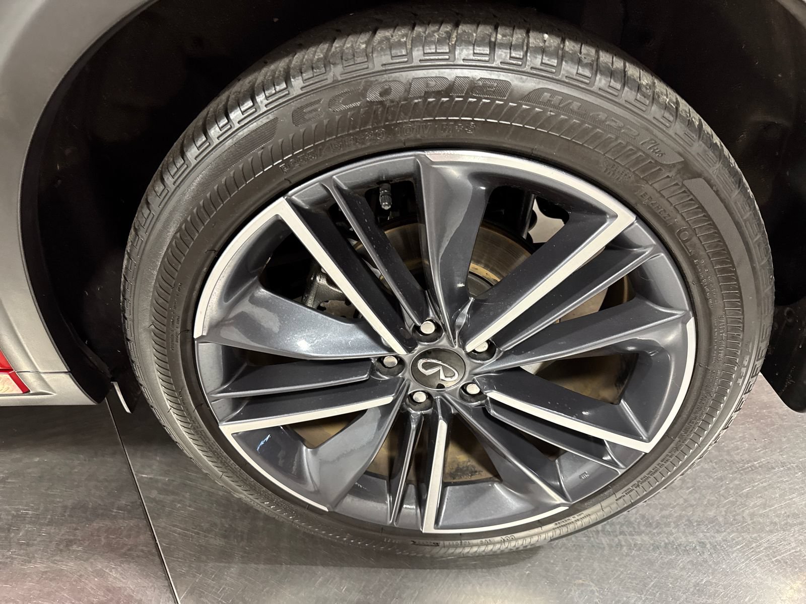 Used 2023 INFINITI QX55 Essential AWD/4WD image 12