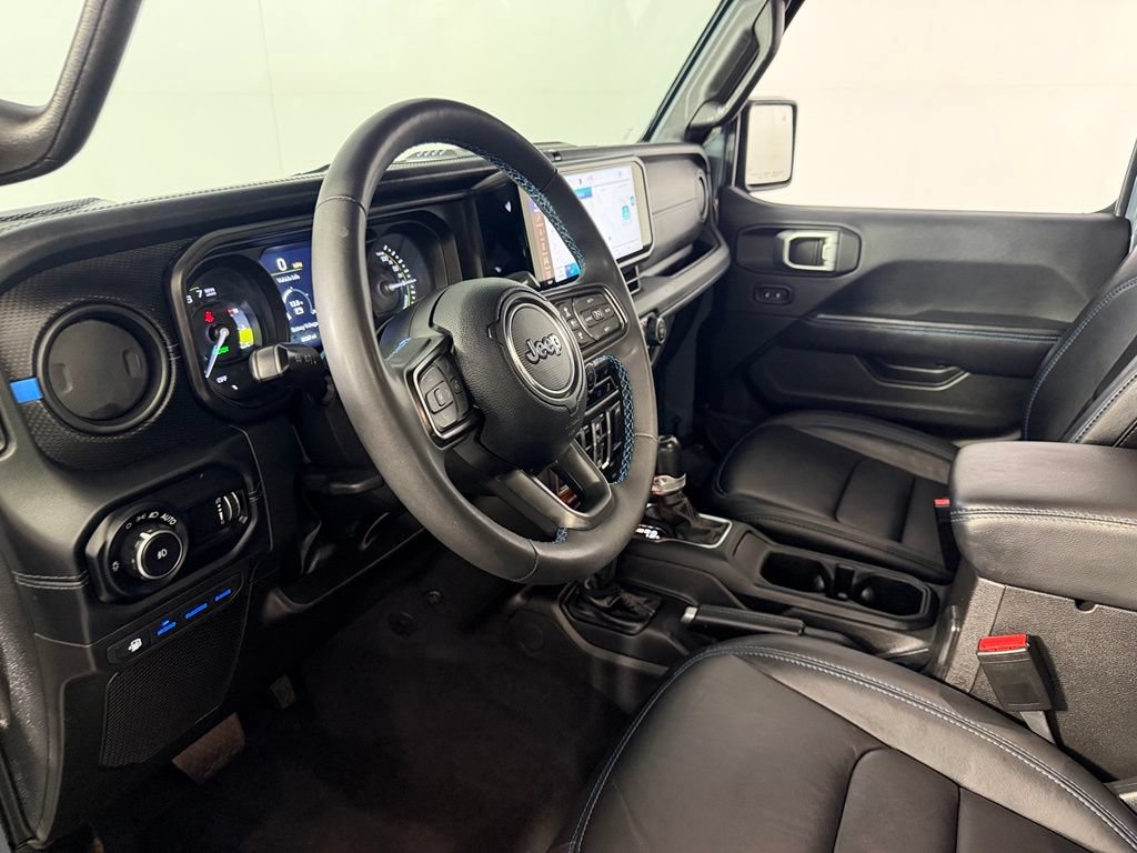 Used 2024 Jeep Wrangler Unlimited Rubicon 4xe AWD/4WD image 13