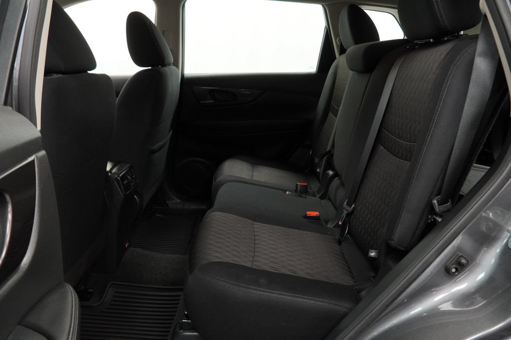 Used 2020 Nissan Rogue S AWD/4WD image 19