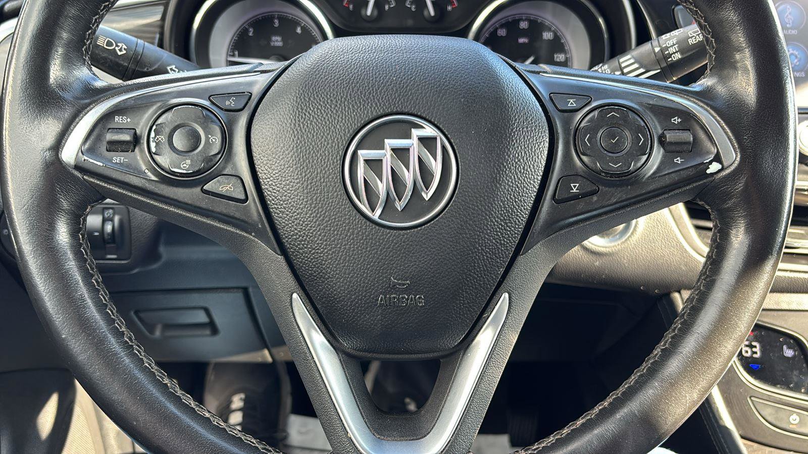 Used 2020 Buick Envision Essence image 26