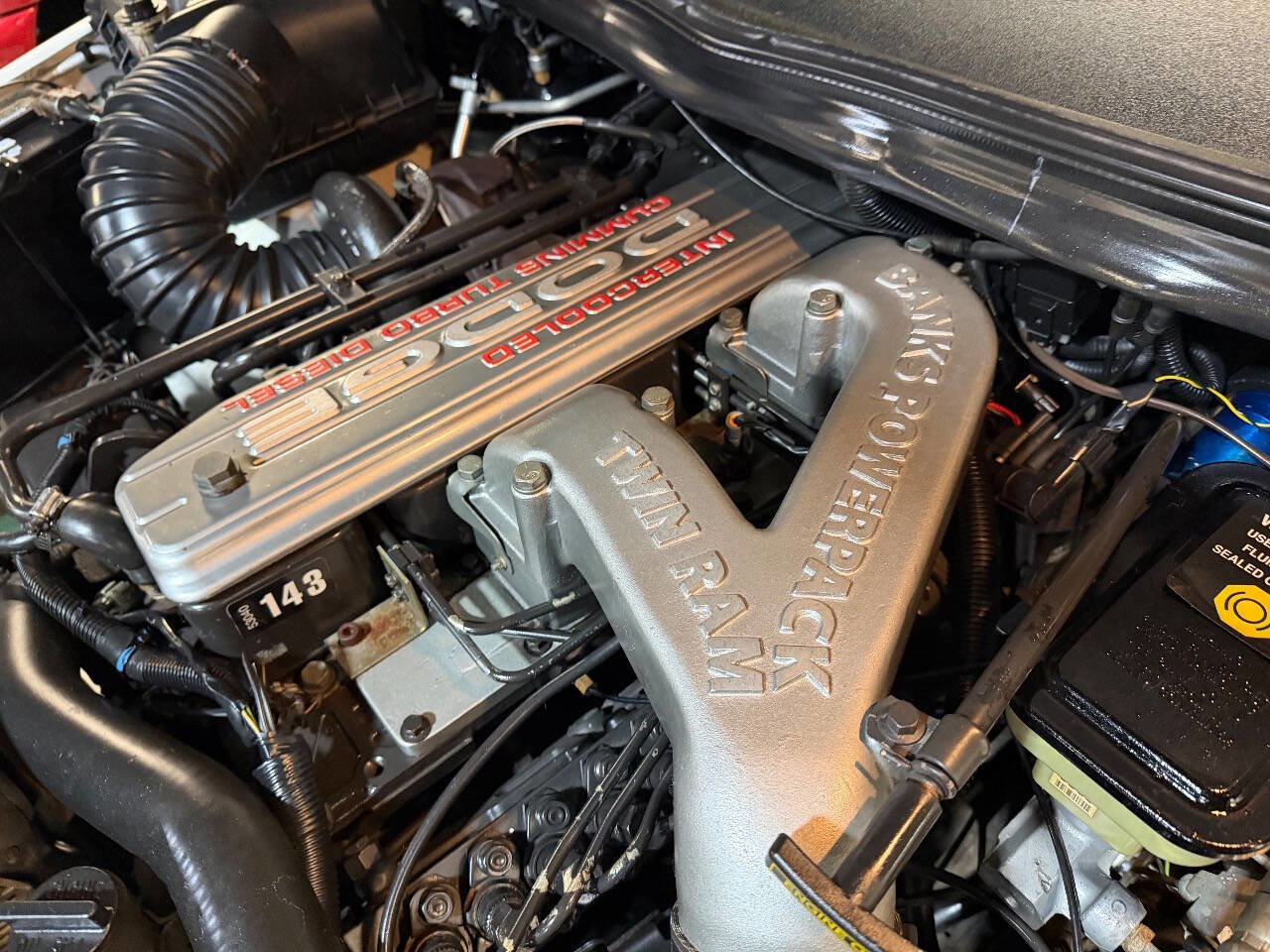 Used 1997 Dodge Ram 3500 Truck 4x4 Club Cab image 2