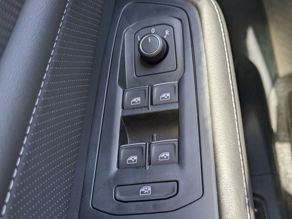 New 2026 Volkswagen Atlas Cross Sport SEL image 25