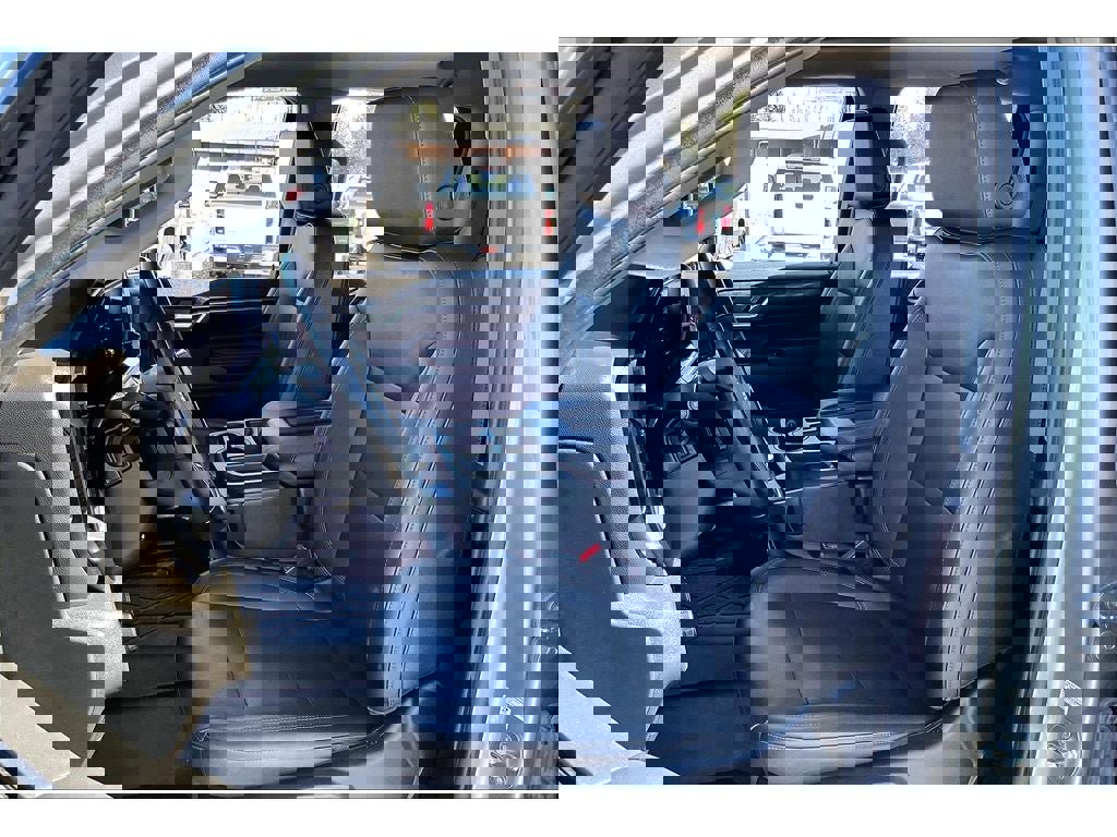 Used 2024 Chevrolet Silverado 3500 LTZ image 26