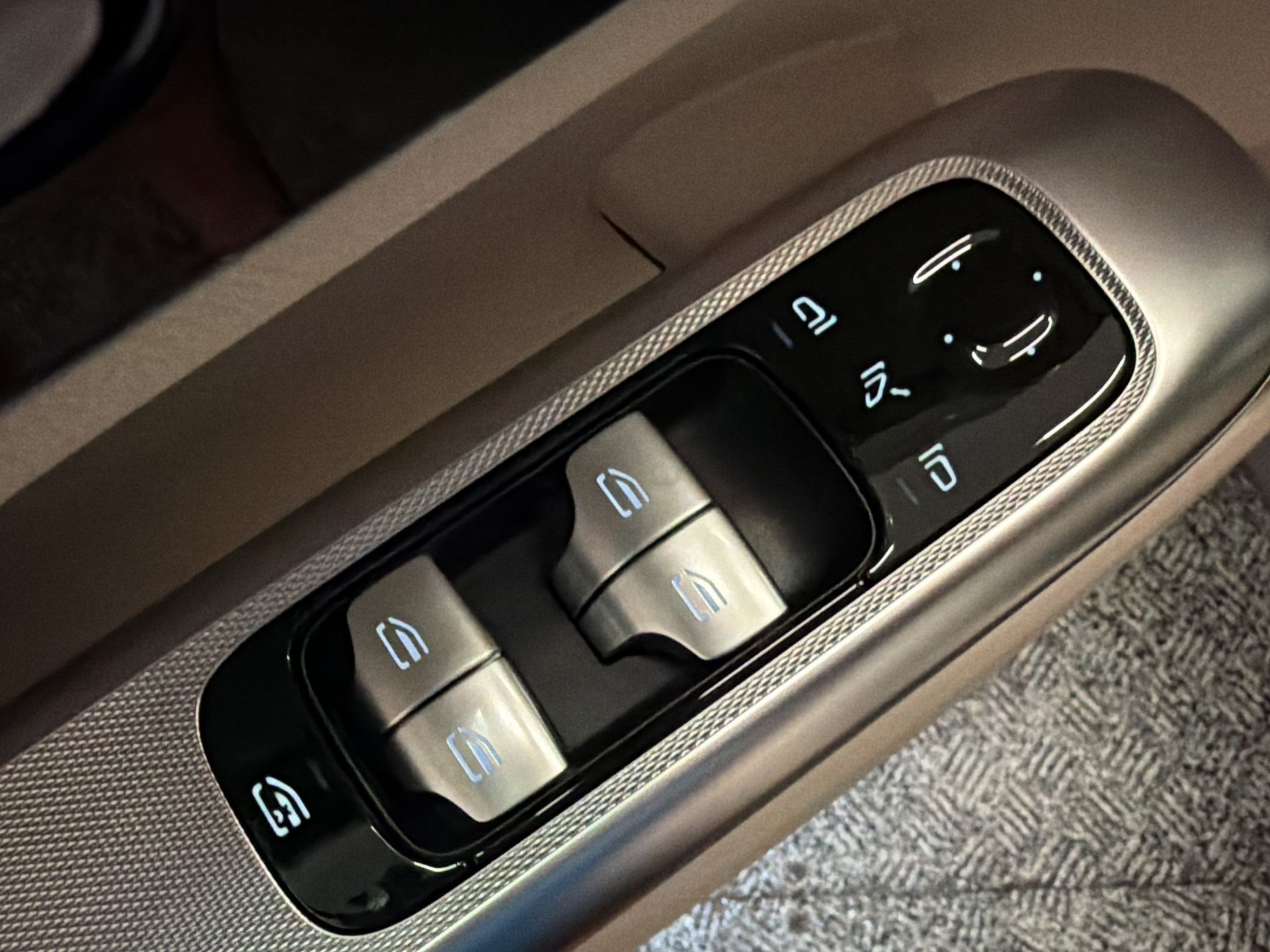 Certified 2026 Mercedes-Benz GLC 300 image 19