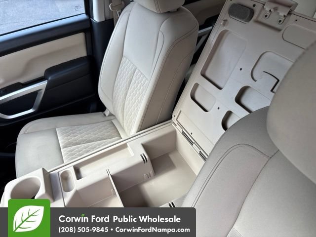 Used 2019 Nissan Titan SV AWD/4WD image 24