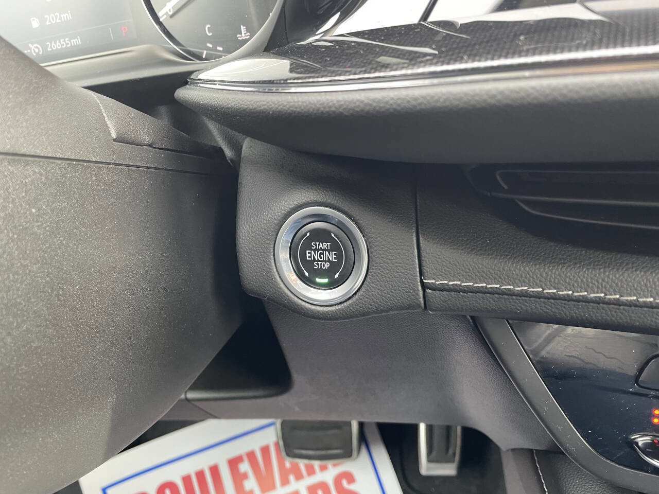 Used 2023 Buick Envision Preferred image 19