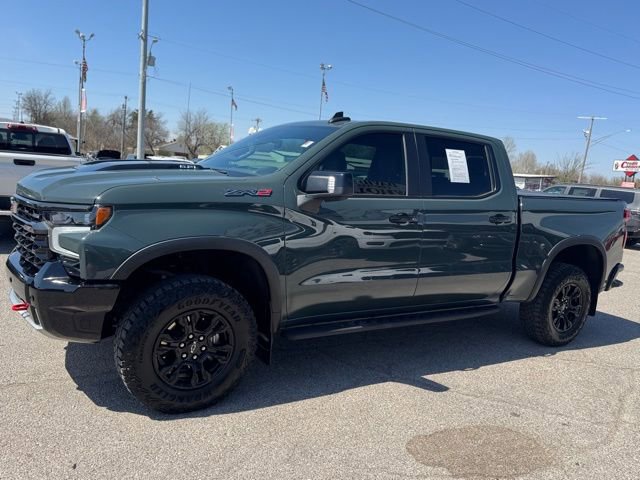 Used 2025 Chevrolet Silverado 1500 ZR2 w/ Technology Package AWD/4WD image 3
