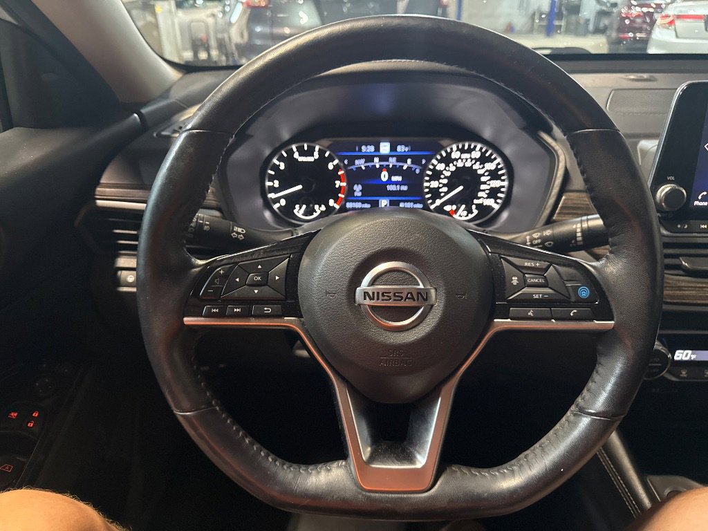 Used 2020 Nissan Altima 2.5 SL FWD image 13