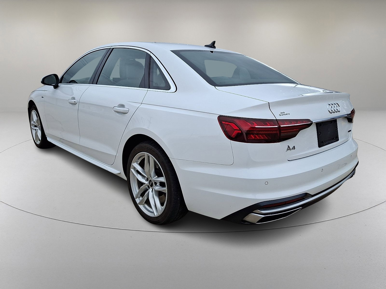 Used 2021 Audi A4 2.0T Premium w/ Convenience Package image 7