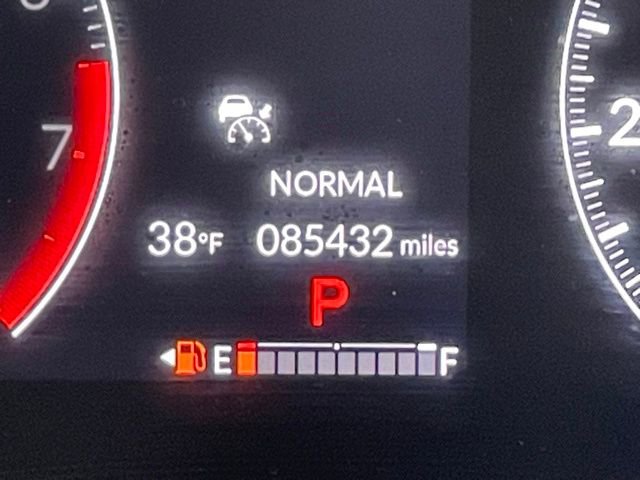 Used 2023 Honda CR-V EX image 2