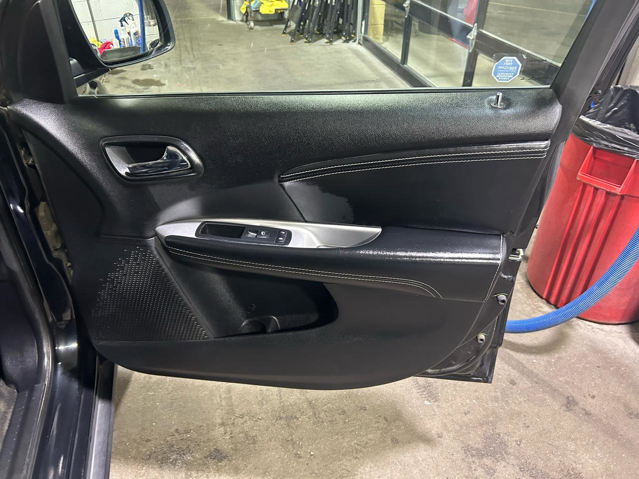 Used 2015 Dodge Journey SXT w/ Flexible Seating Group image 61