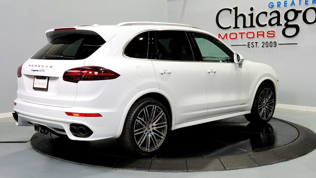 Used 2017 Porsche Cayenne GTS image 7