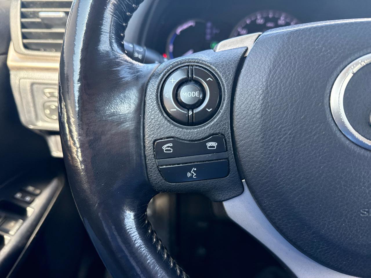 Used 2016 Lexus CT 200h w/ Accessory Package 2 image 24