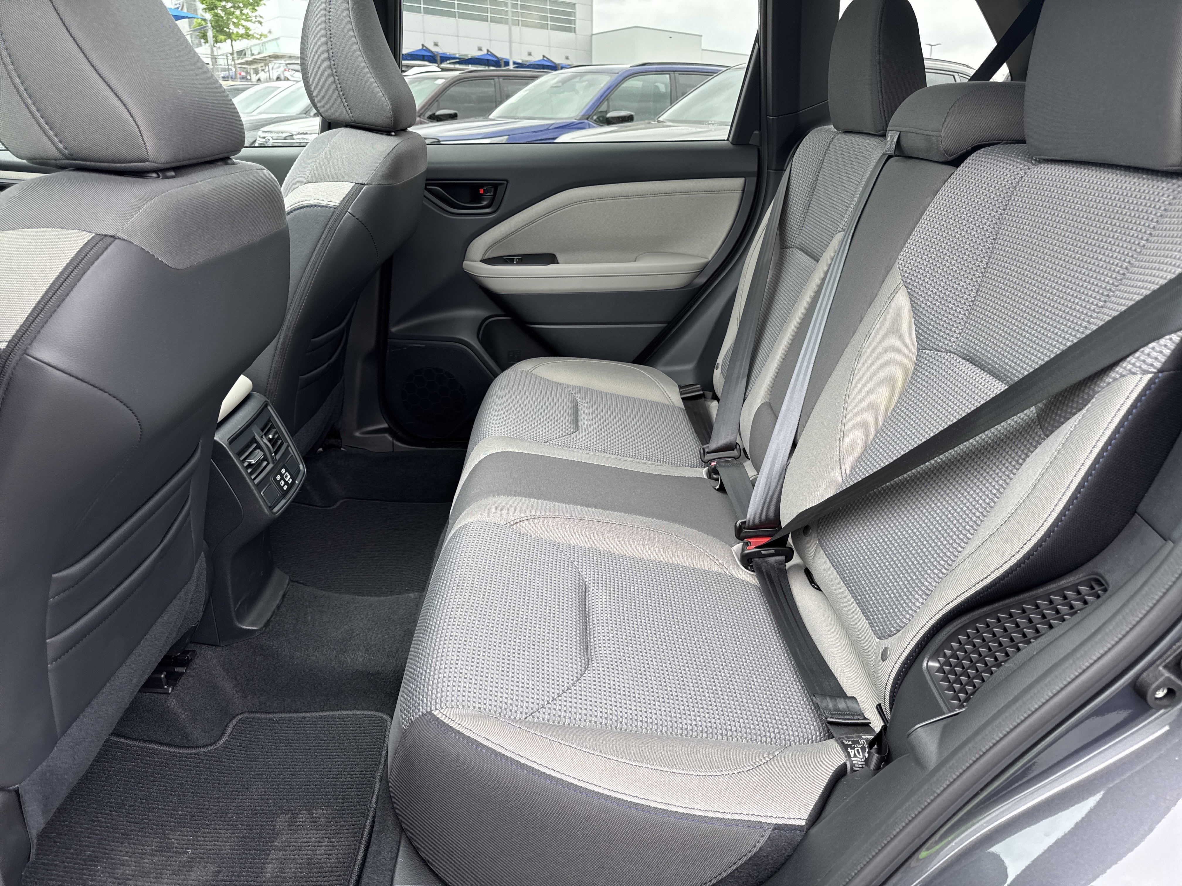 Certified 2025 Subaru Forester Premium AWD/4WD image 29