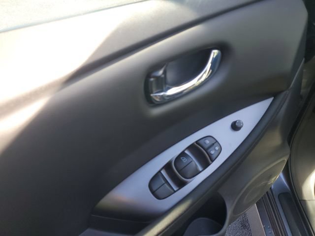 Certified 2025 Nissan Leaf S FWD image 12