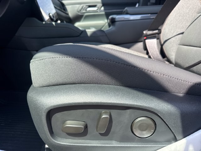 New 2027 GMC Terrain AT4 w/ Convenience Package III AWD/4WD image 14