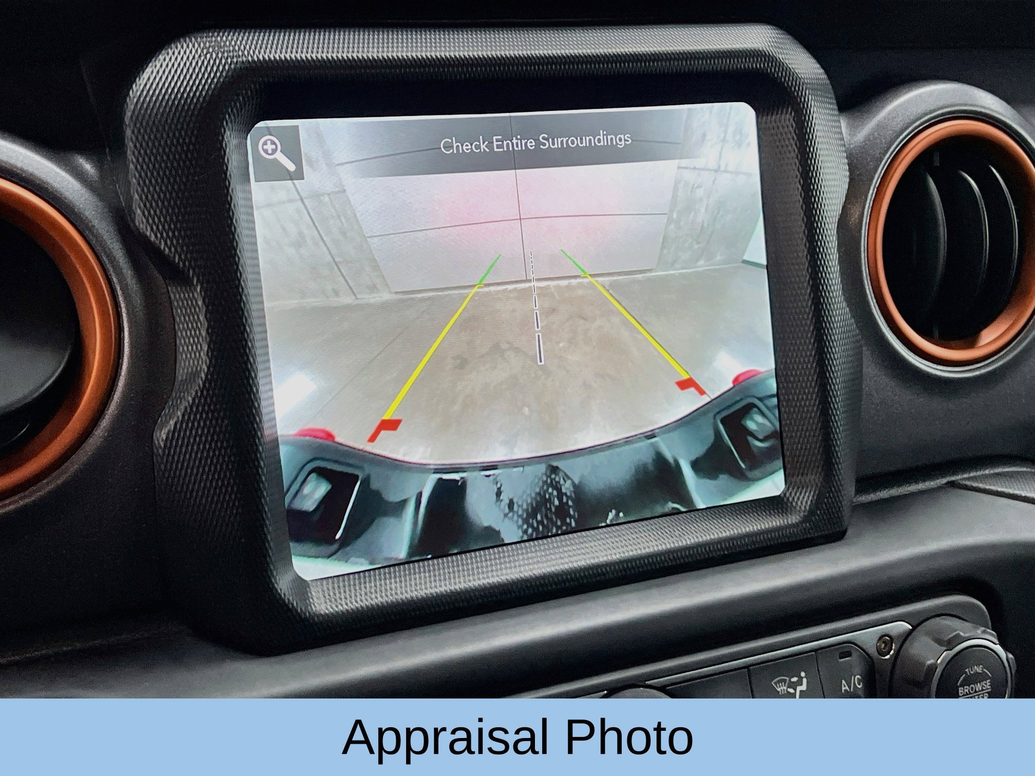 Used 2023 Jeep Gladiator Mojave w/ Cold Weather Group AWD/4WD image 16