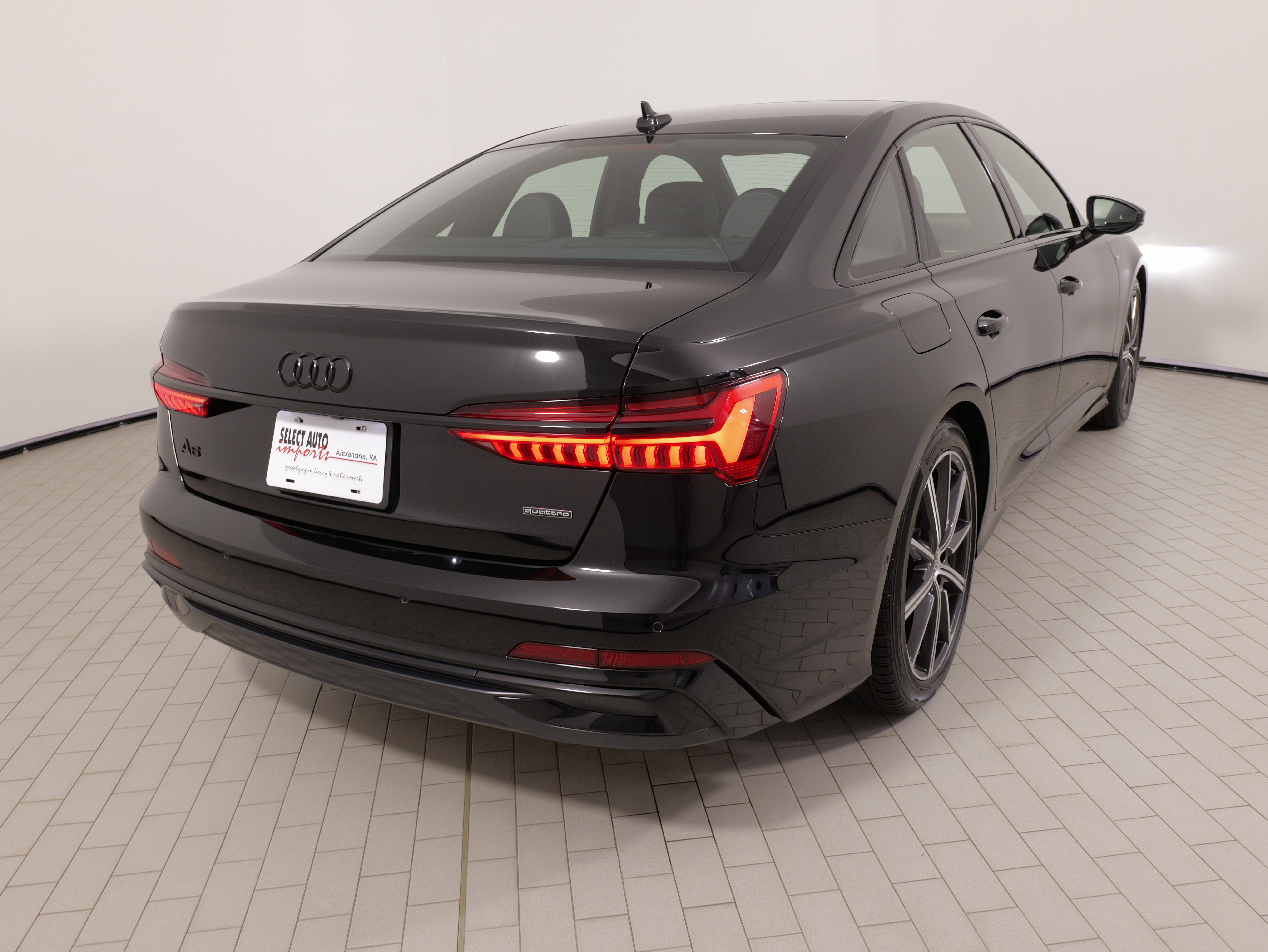 Used 2025 Audi A6 Premium Plus w/ Premium Plus Package AWD/4WD image 14