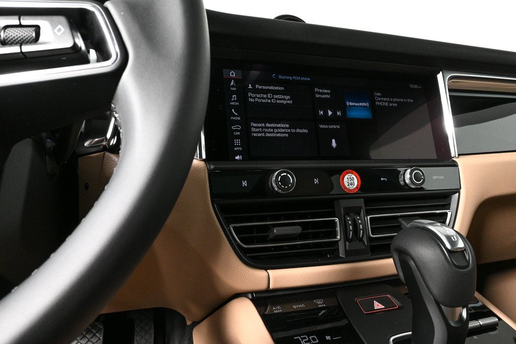 New 2026 Porsche Macan image 13