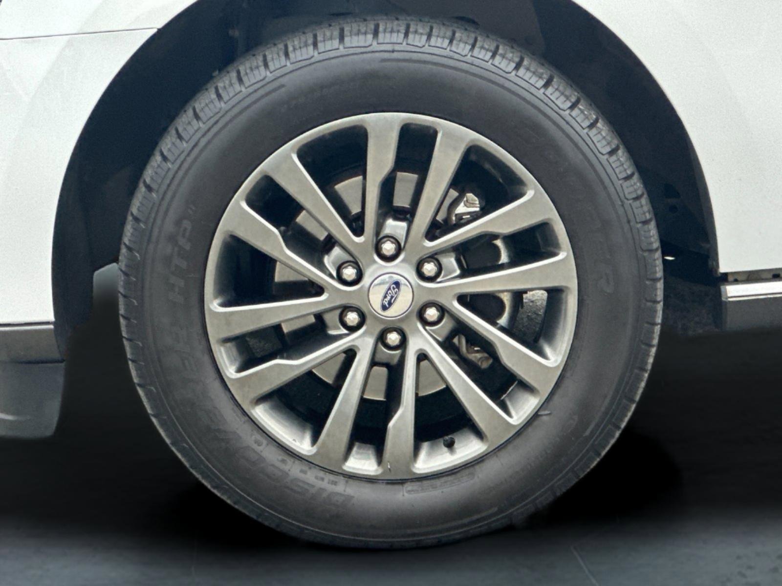 Used 2020 Ford Expedition Limited image 27