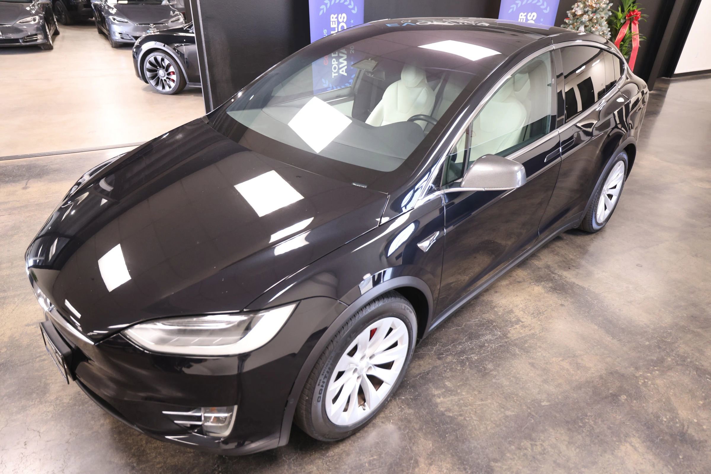 Used 2018 Tesla Model X P100D image 12