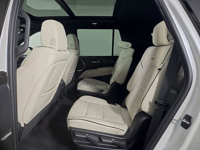 Used 2024 Cadillac Escalade Sport w/ Touring Package AWD/4WD image 11