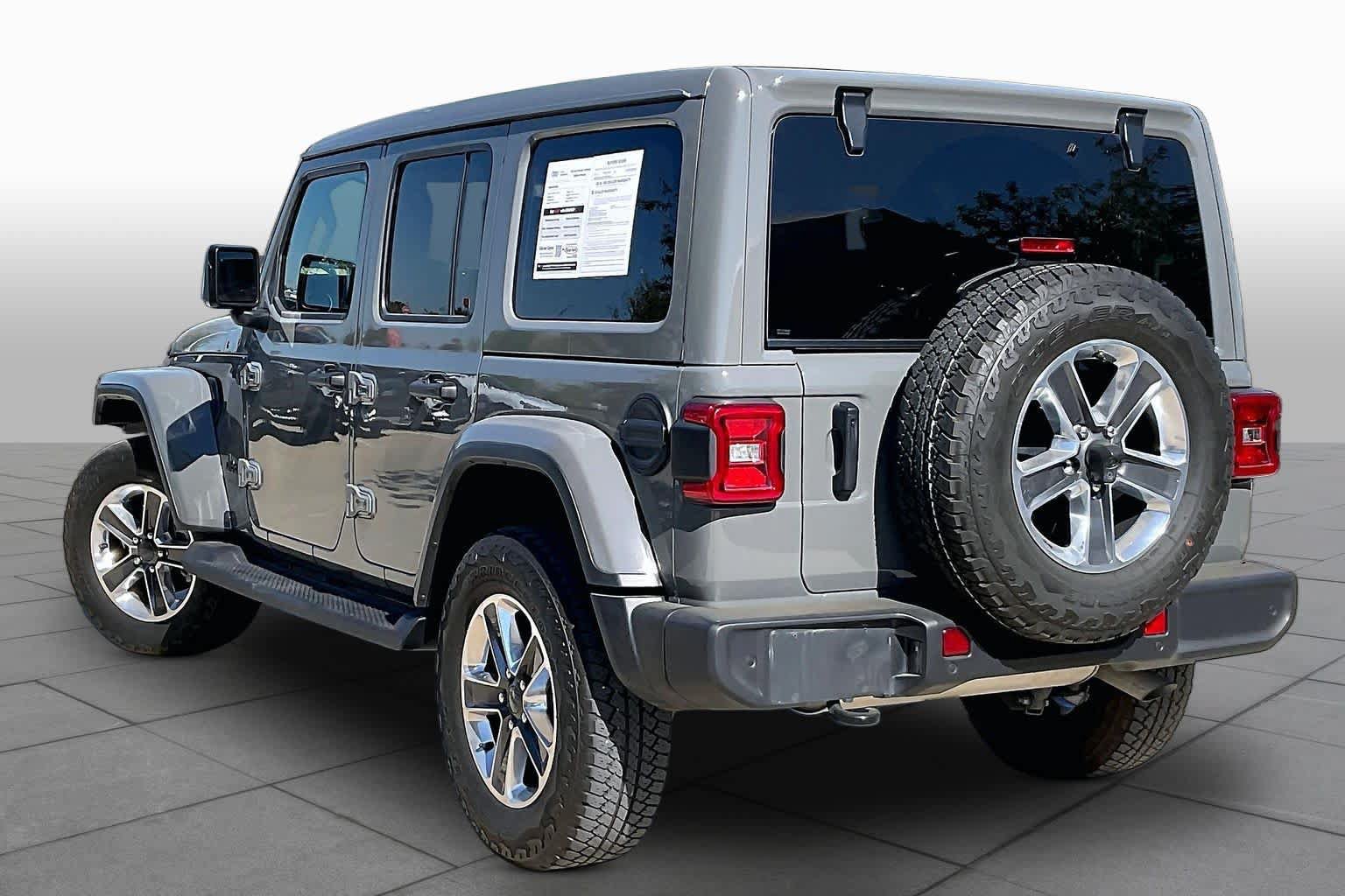 Used 2020 Jeep Wrangler Unlimited Sahara AWD/4WD image 11