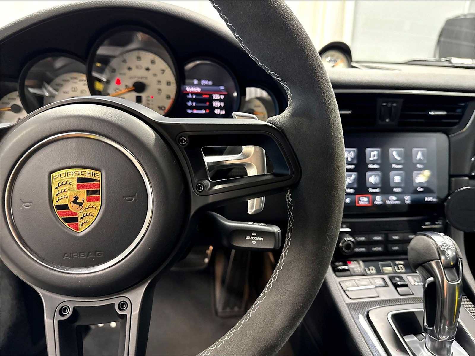 Used 2019 Porsche 911 GT3 RS RWD image 22