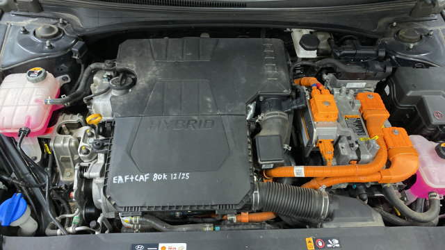 Used 2023 Hyundai Elantra Limited w/ Cargo Package FWD image 28